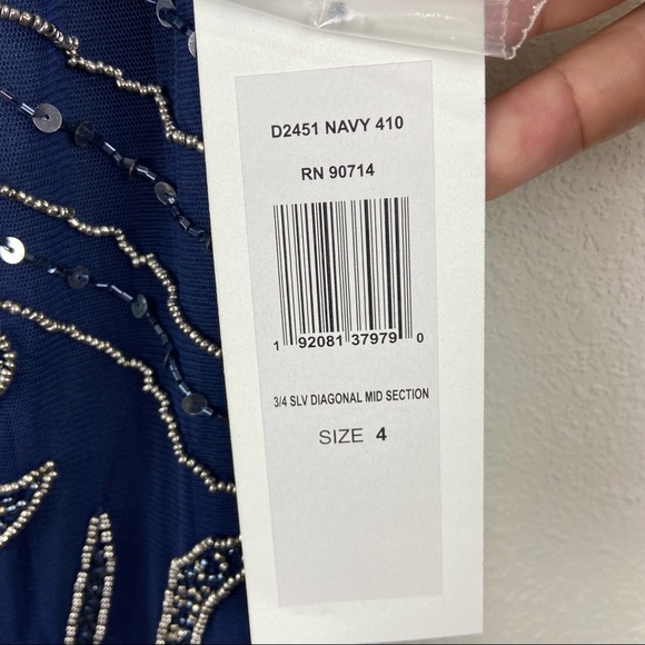 Pisarro Nights Beaded Mesh Column Gown SZ 4 Navy D2451 3/4 sleeve - Picture 5 of 13